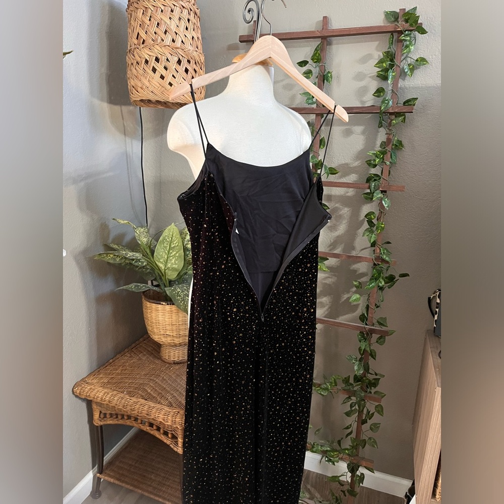 Betsy & Adam Vintage Black Velvet Jeweled Sparkle Maxi Dress Formal Evening Gown - Picture 12 of 17